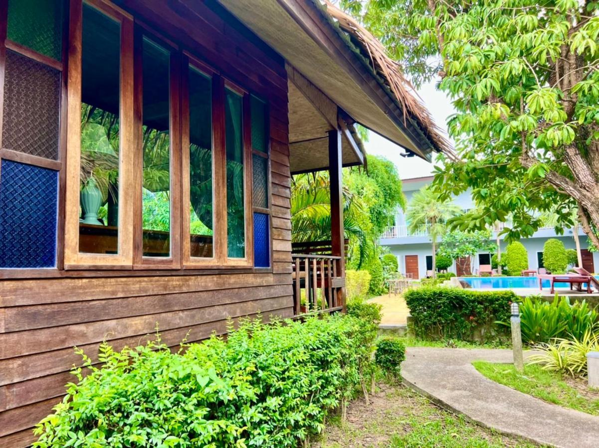Bora Bora Villa Phuket シャロン エクステリア 写真