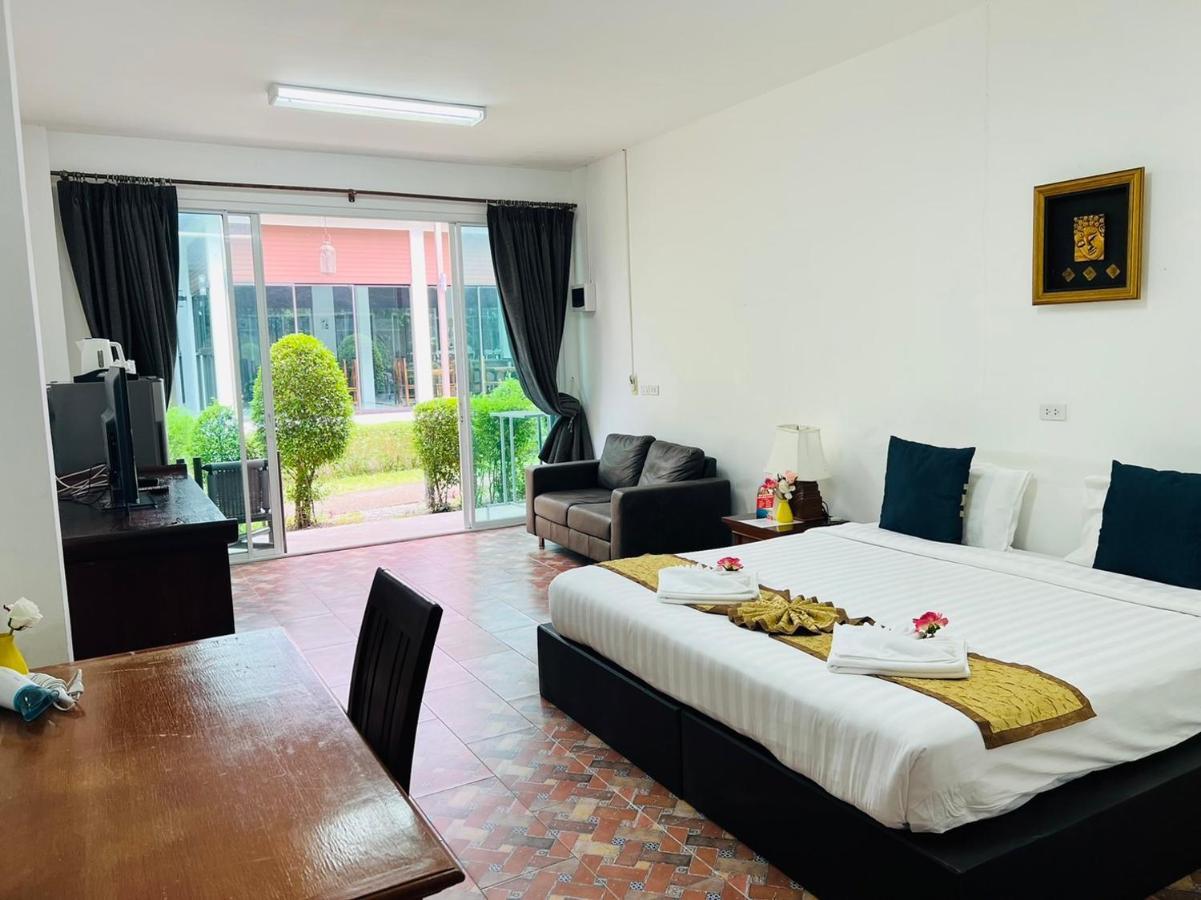 Bora Bora Villa Phuket シャロン エクステリア 写真